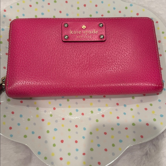 kate spade Handbags - Kate Spade Fuchsia Leather Wallet